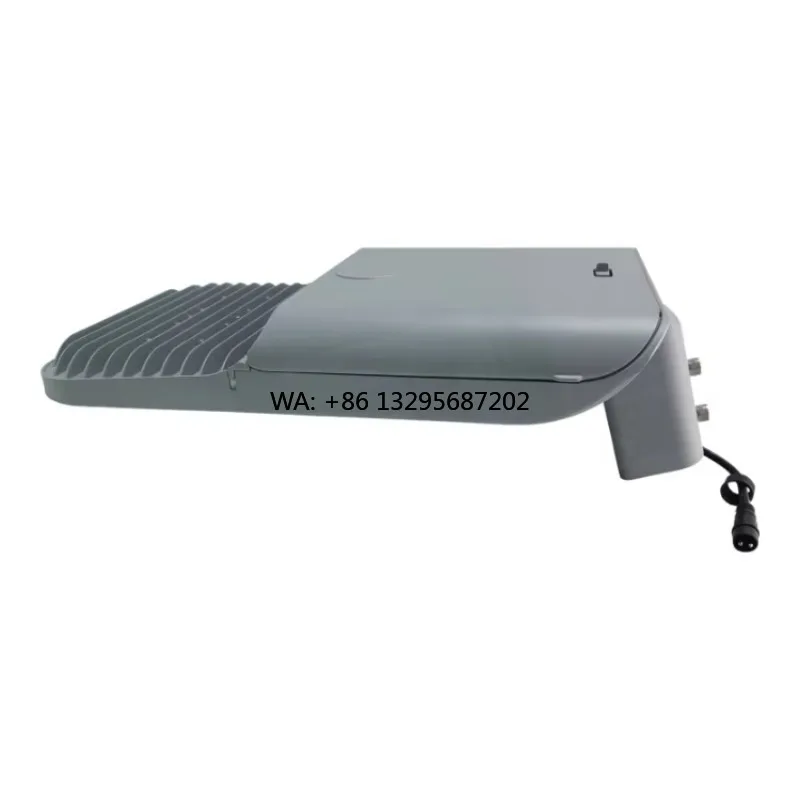 

Cool White 6500K 3000-3500K IK08 Energy-saving Multi-scenario Environmentally Friendly 10000 Lm Lighting IP65 Solar Street Lamp