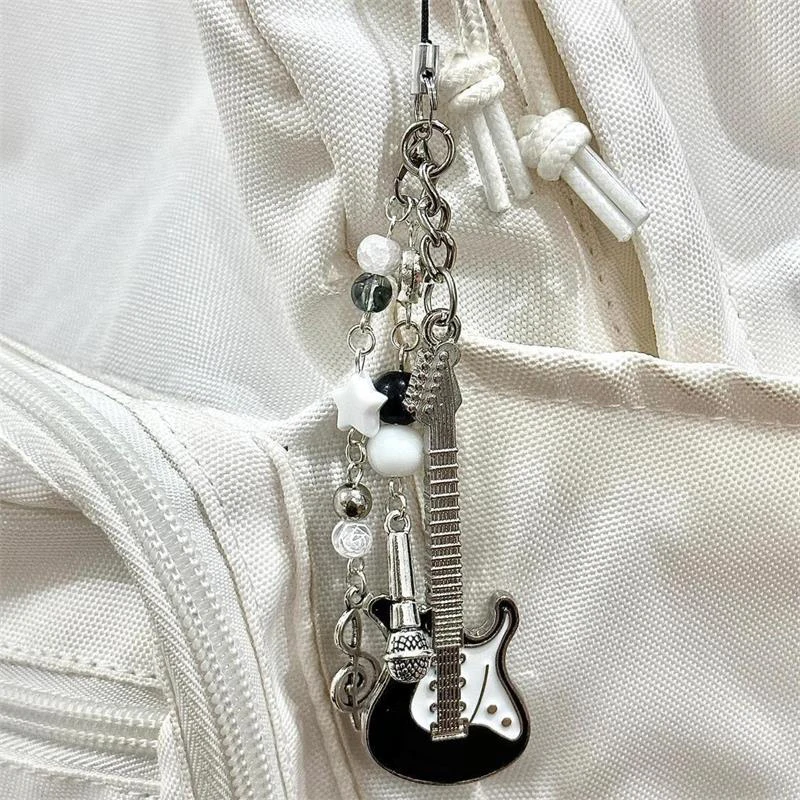 Trendige Gitarren-Mikrofon-Perlen Handykette Taschenanhänger Kreativer Süßer Schlüsselanhänger Rucksack-Anhänger Schmuck Geschenk für Mädchen – Detail 5