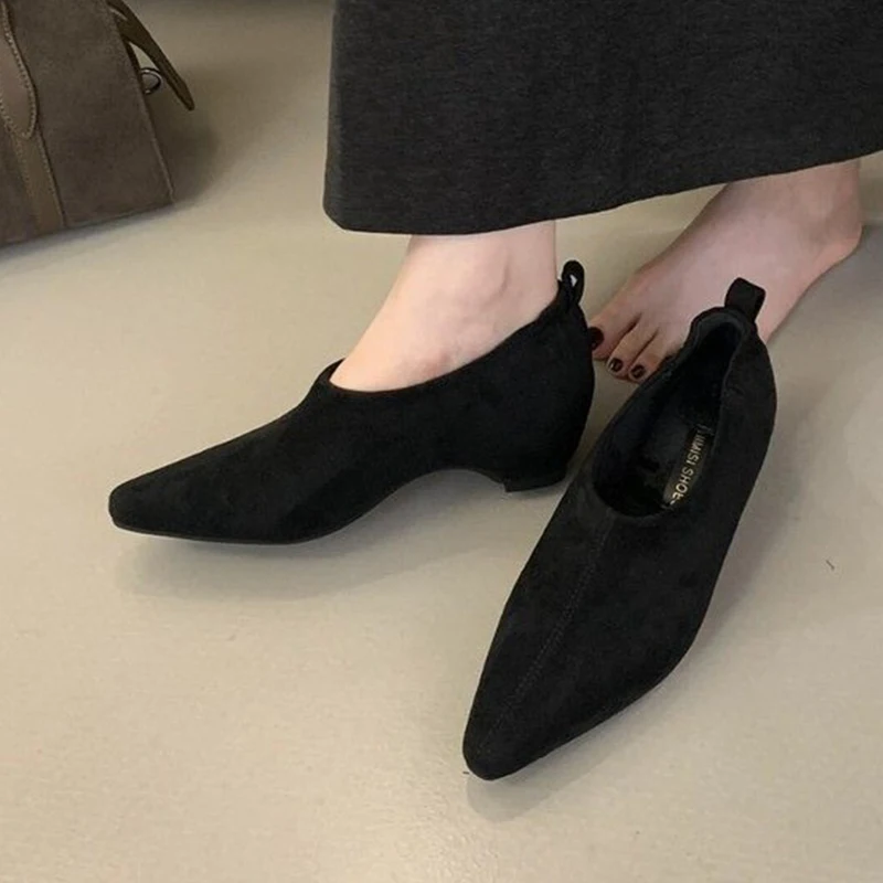 أشار تو كعب النساء أحذية خفيفة بدون كعب أنيقة الجلد المدبوغ أحذية مكتنزة امرأة 2025 الخريف فستان الضحلة مضخات موضة Mujer Zapatos