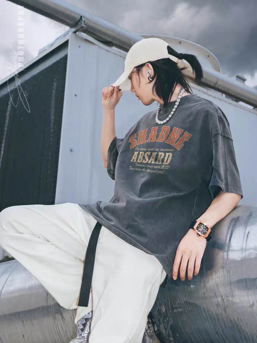 Man Vintage Oversized Old Short Sleeve Shirt Design T Shirt Women Hip Hop Streetwear Women Harajuku T-shirt Clothes Loose Tee