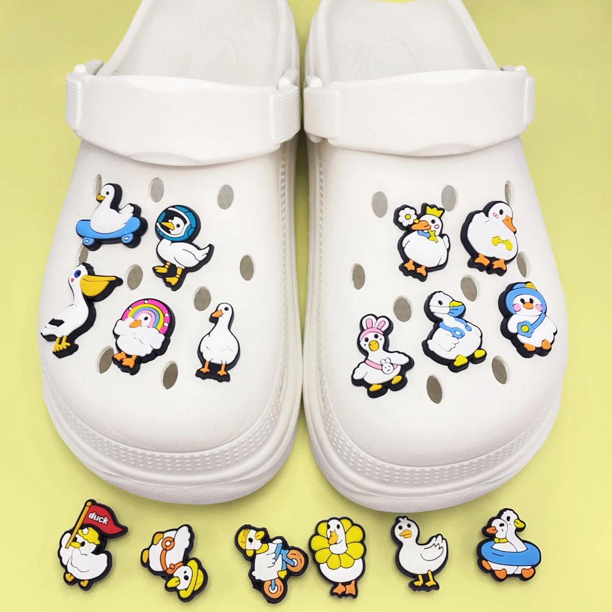 16Pcs Duck Shoe Decoration Charms, Cute Animal Shoe Charms For Wristband Sandals Party Favors Birthday Holiday Gifts
