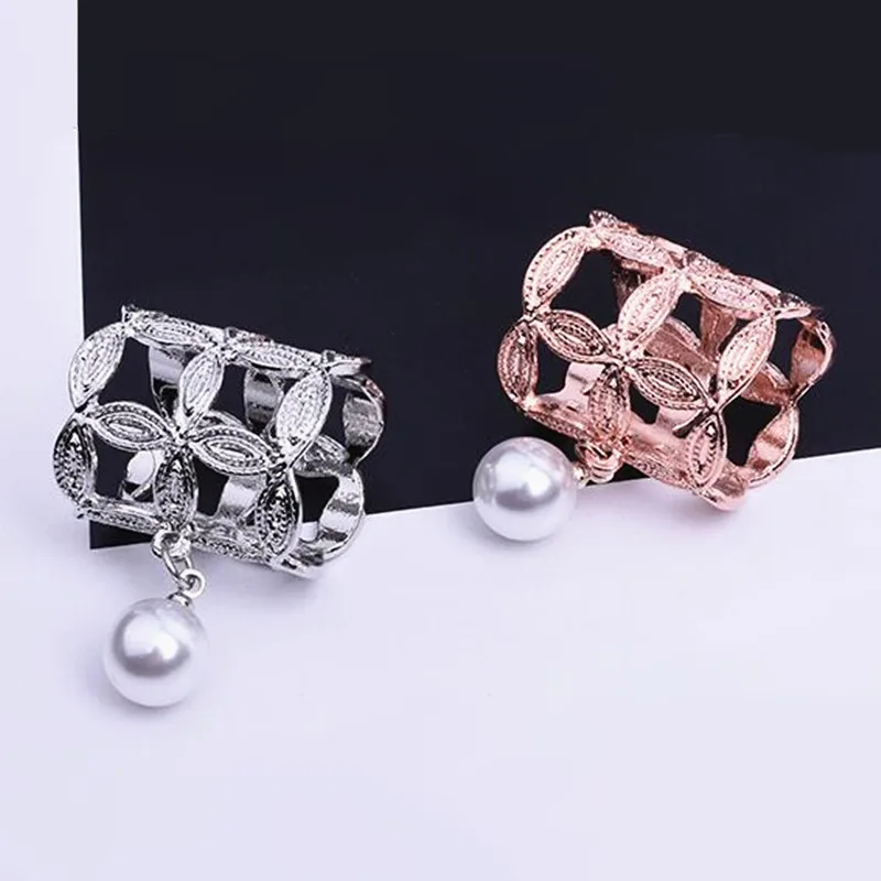 Fashion Retro Hollow Flower Brooch Heart Tube Scarf Buckle Crystal Scarf Clips Wedding Brooches Women's Gifts Wholesale