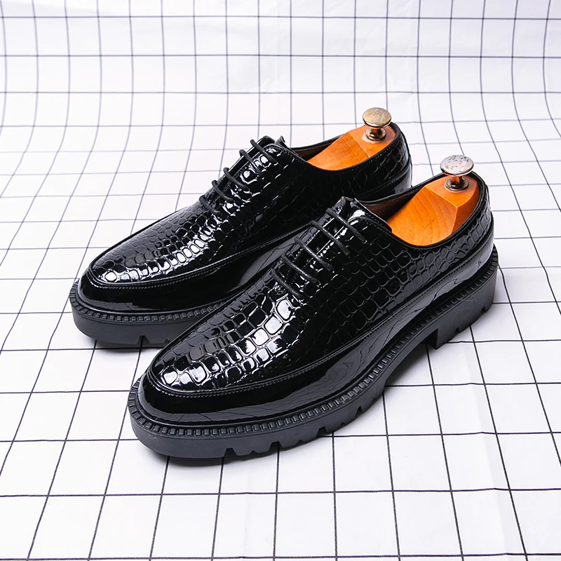 5811 Black