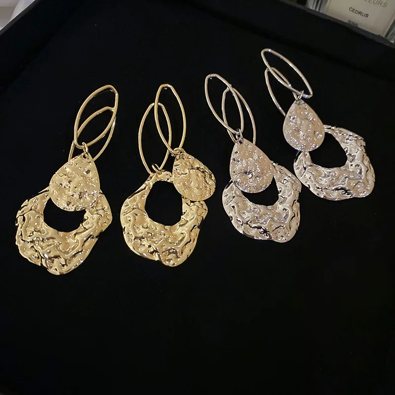Uneven Metal Drop Earrings for Women Hollow Out Irregular Geometry Long Dangle Earrings Retro European Statement Jewelry Gift