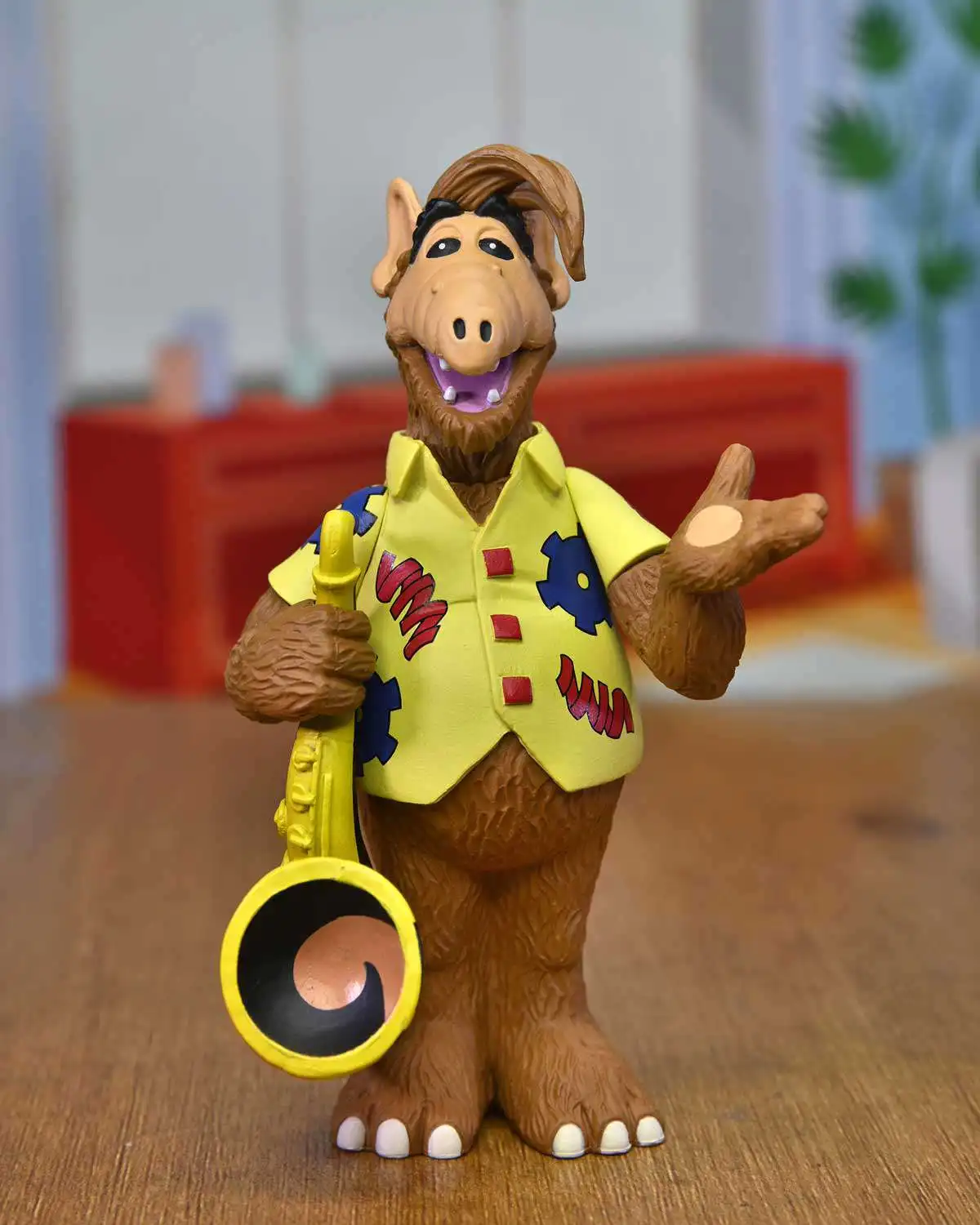 Original NECA 45103/45104 ALF Baseball Version Saxophone Version Two Kinds Full Set Model 5 inch Collection Desktop Decoration