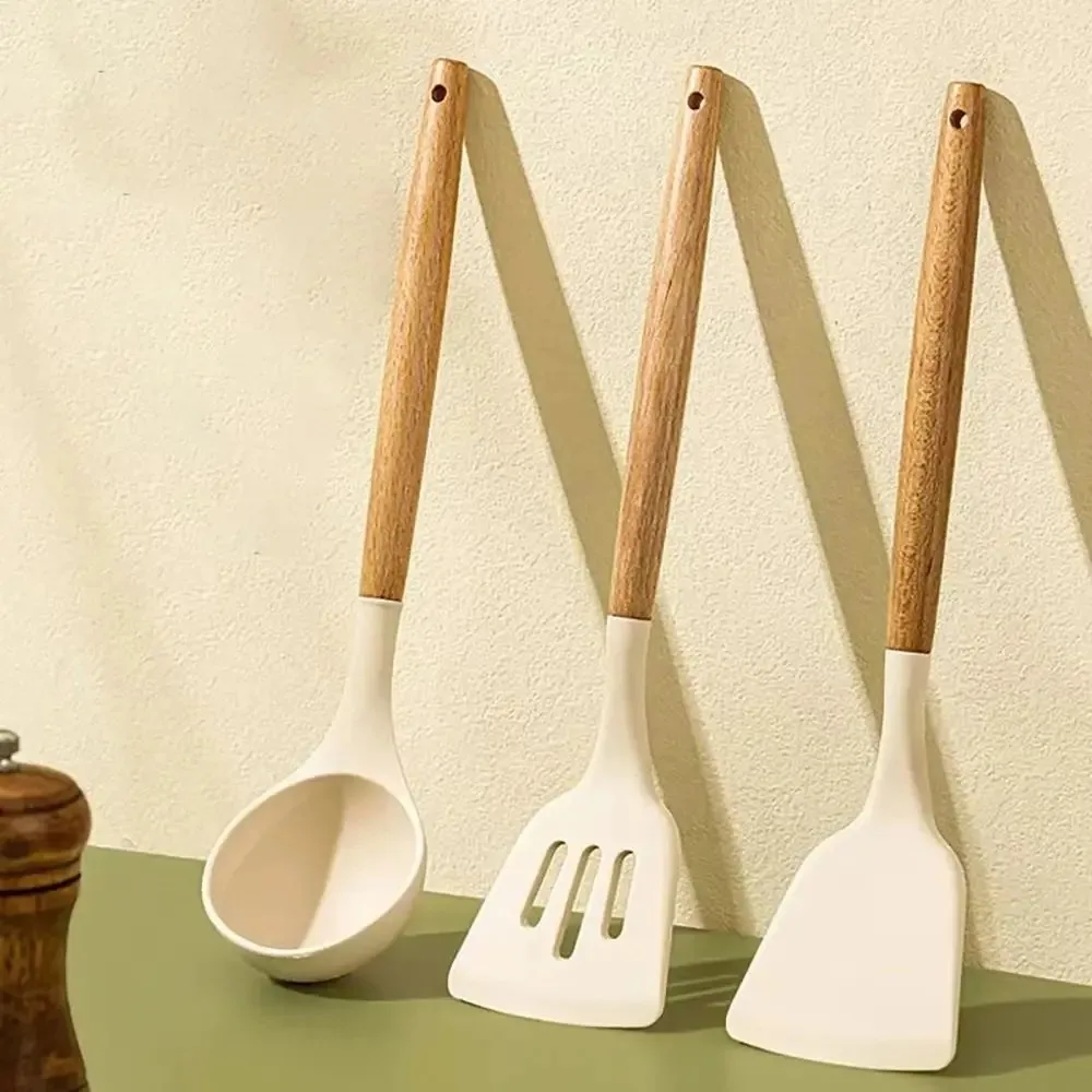 3Pcs/set Non-Stick Silicone Spoon Shove Heat Resistant Wooden Handle Cooking Turner Spatula Colander Anti-scalding Non-slip