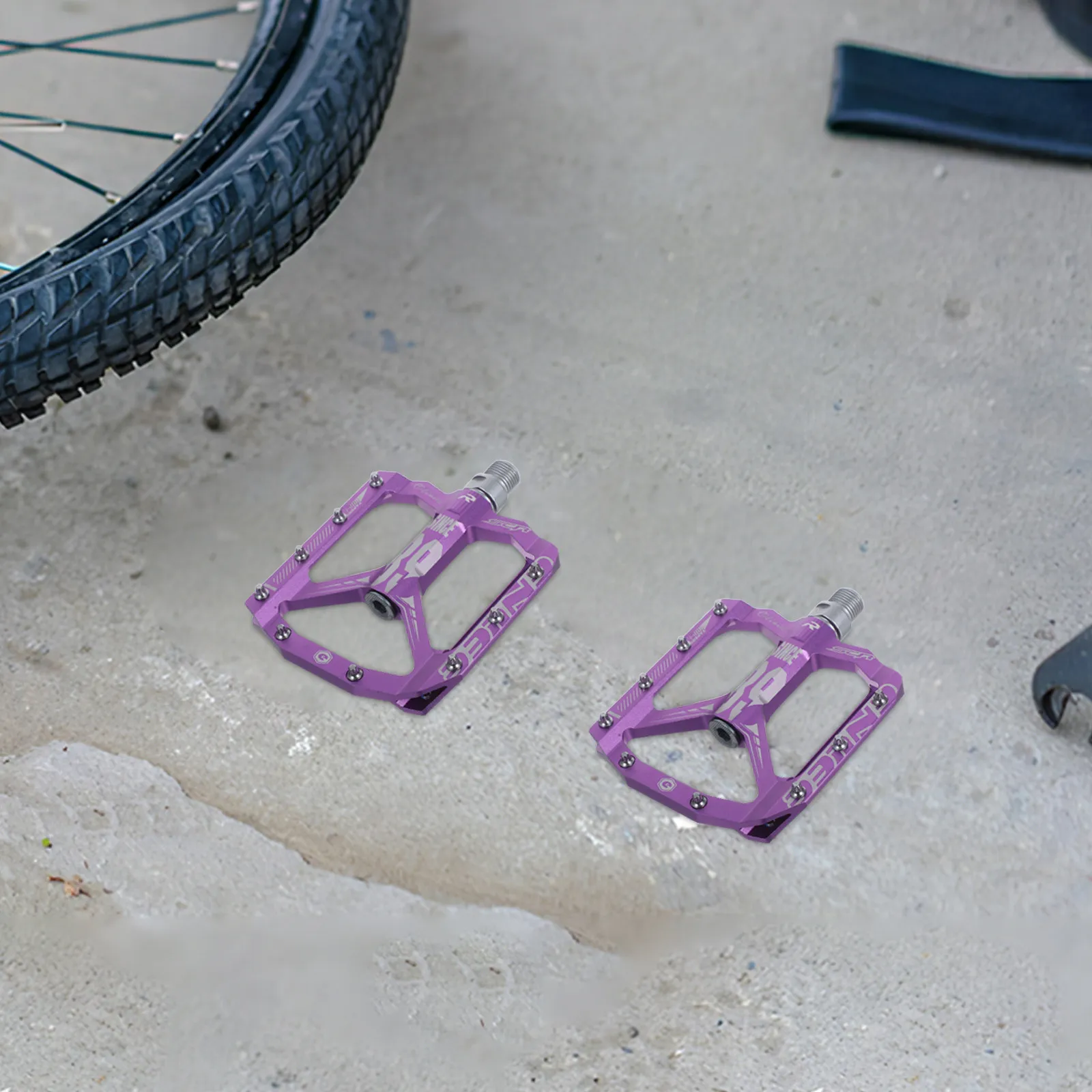 

1 Pair Mountain Bike Pedal Non-Slip Platform Flat Pedal Purple Rings Smooth Rotation Suitable for Bmx Urban