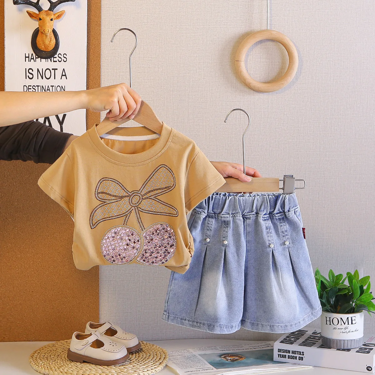 2026 Summer New Girl Bead Round Neck Short Sleeve Set Girls Baby Casual T-shirt Denim Shorts Two Piece Set