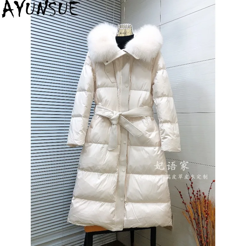 AYUNSUE, abrigo de plumón de ganso blanco para mujer, prendas de abrigo largas con capucha para invierno, chaqueta cálida con cuello de piel de zorro, Ropa para mujer