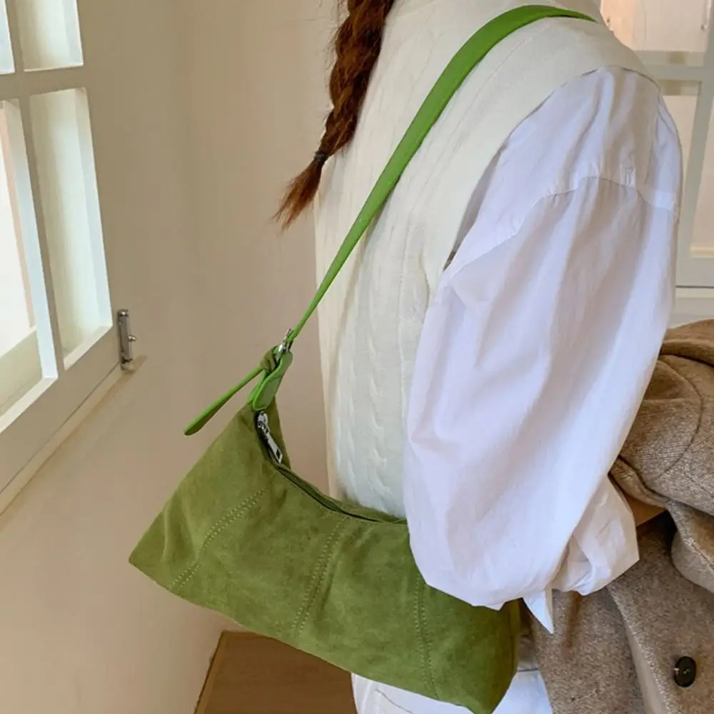 

Shoulder Bag Suede Pillow Handbag Handbag Candy Color Slouchy Hobo Bags Korean Style Large Capacity Solid Color Tote Bag Holiday