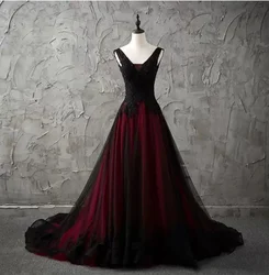 Red and Black Gothic Wedding Dress V Neck Sleeveless Beaded Lace Appliques A-line Long Vintage Plus Size Bridal Gowns Customized