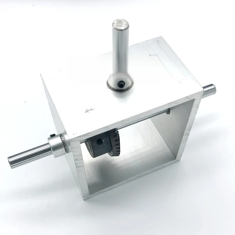 90 degree right angle drive bevel gear reversing speed gearbox hand crank small machinery corner reducer