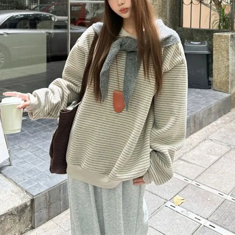 

Casual Vintage Striped O-Neck Hoodies Autumn Winter Fleece Basic Female Clothing Loose Fashion Korean Long Sleeve Sweatshirts