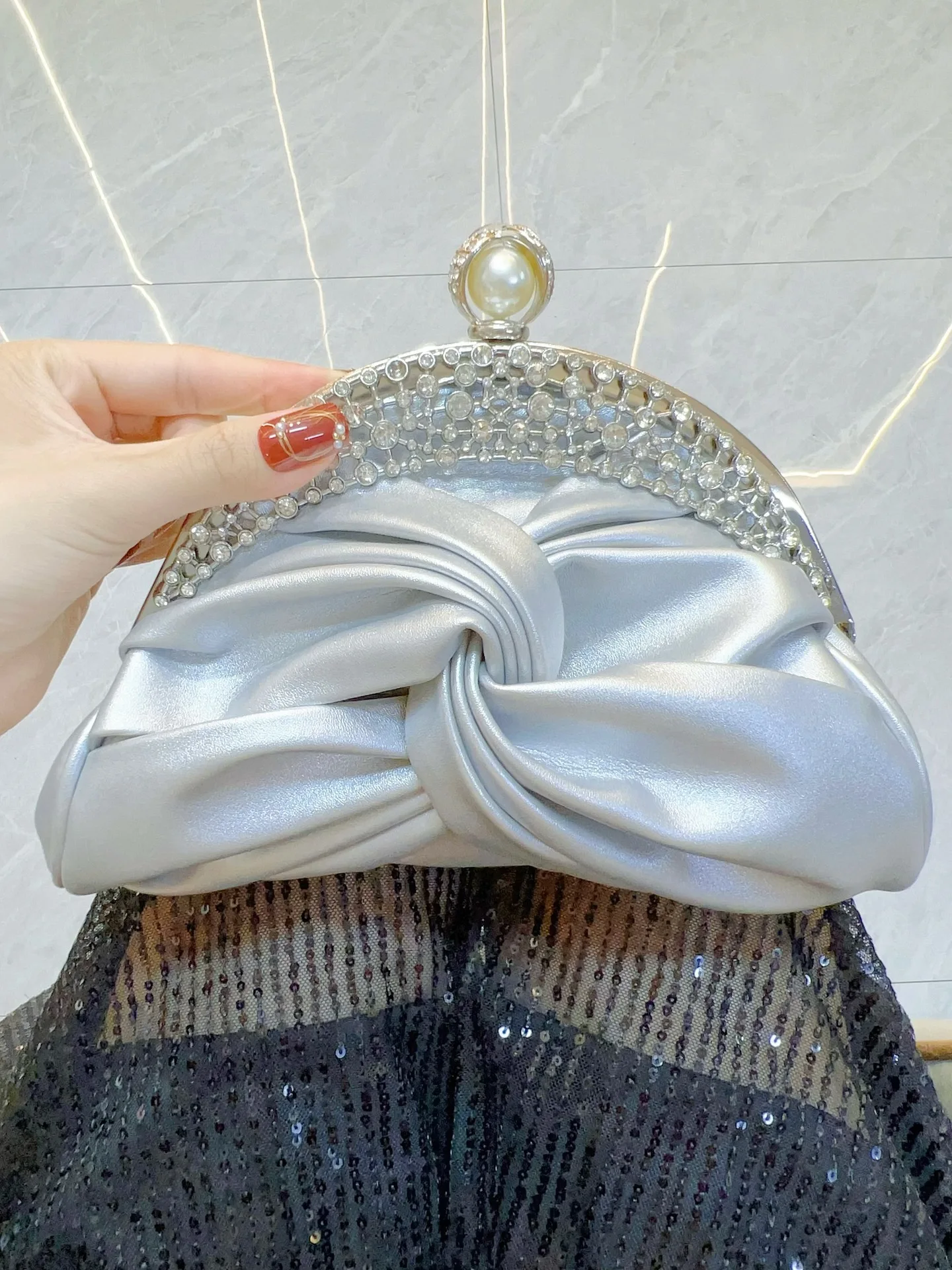 Fashion Women luxurious Chain Shoulder Bags red Wedding Party Bags Female Chic Crossbody Bags Prom Clutch Handbags And Purse