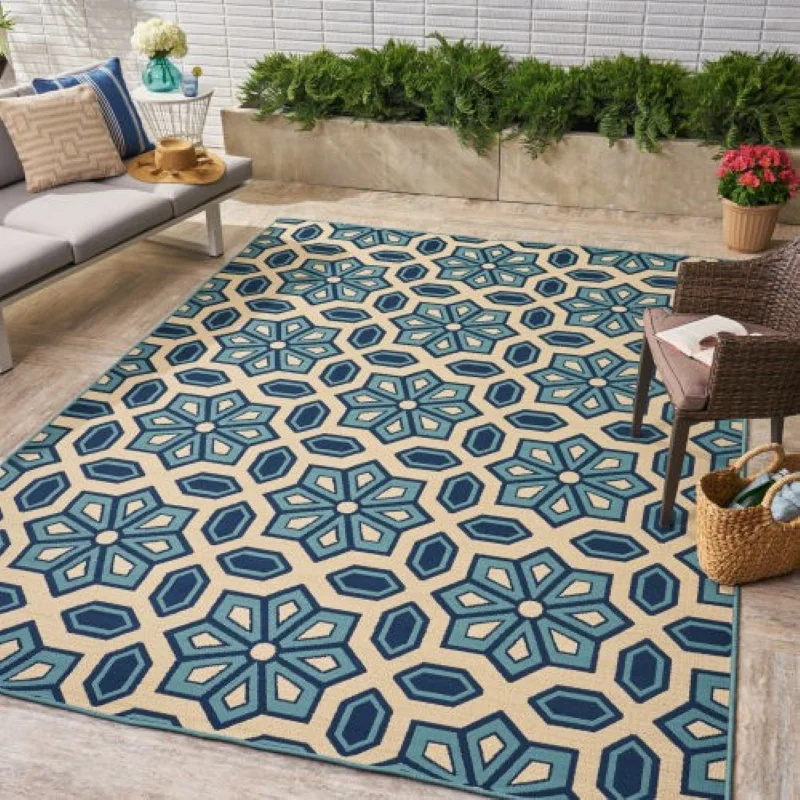 Contemporary Geometric Rug for Patio, Decor, Balcony, Indoor/Outdoor Area Rug 7'10