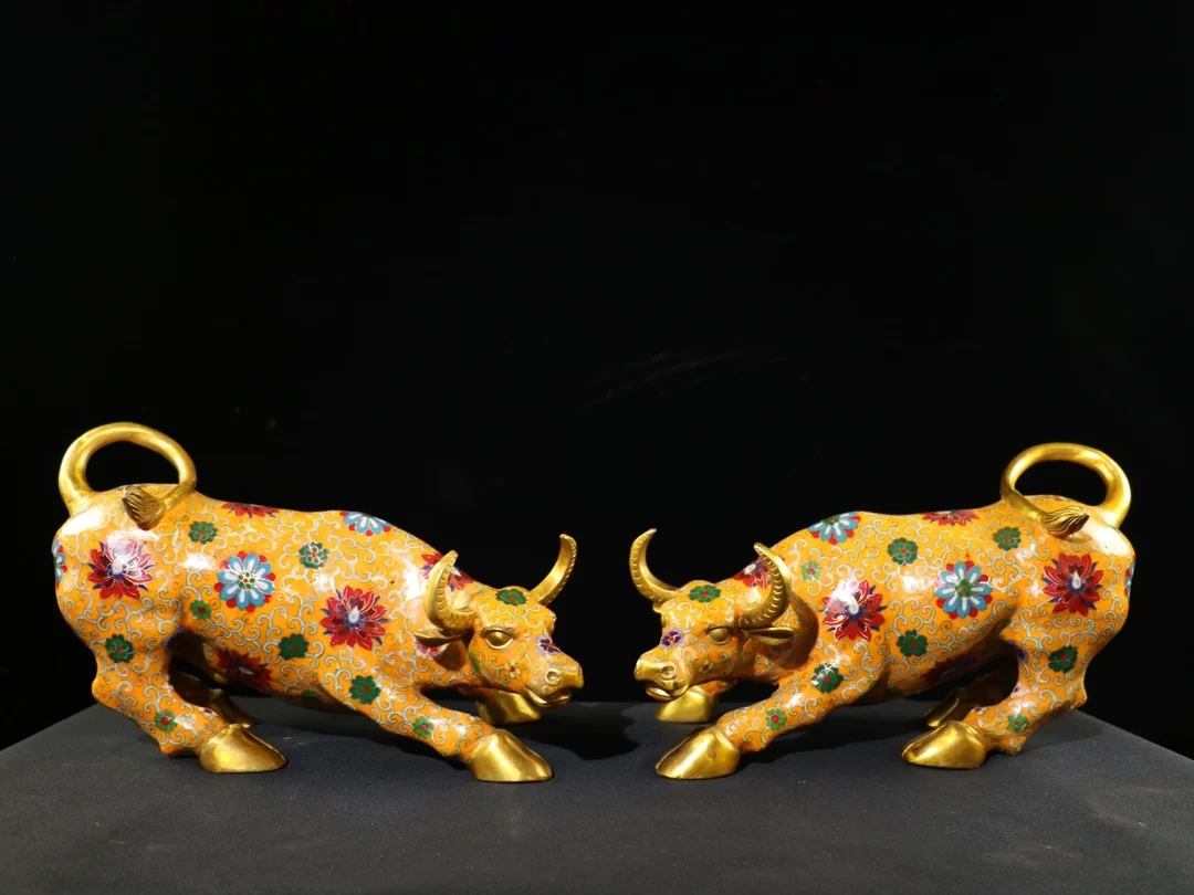 

17"Tibetan Temple Collection Old Bronze Cloisonne Enamel Bull Cow Statue Cattle Bullfighting A pair Amass wealth Ornaments