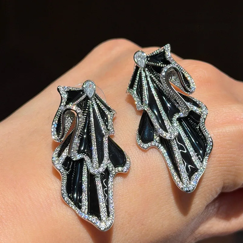

Tassel Fashion Zircon Elegant Long New Earrings