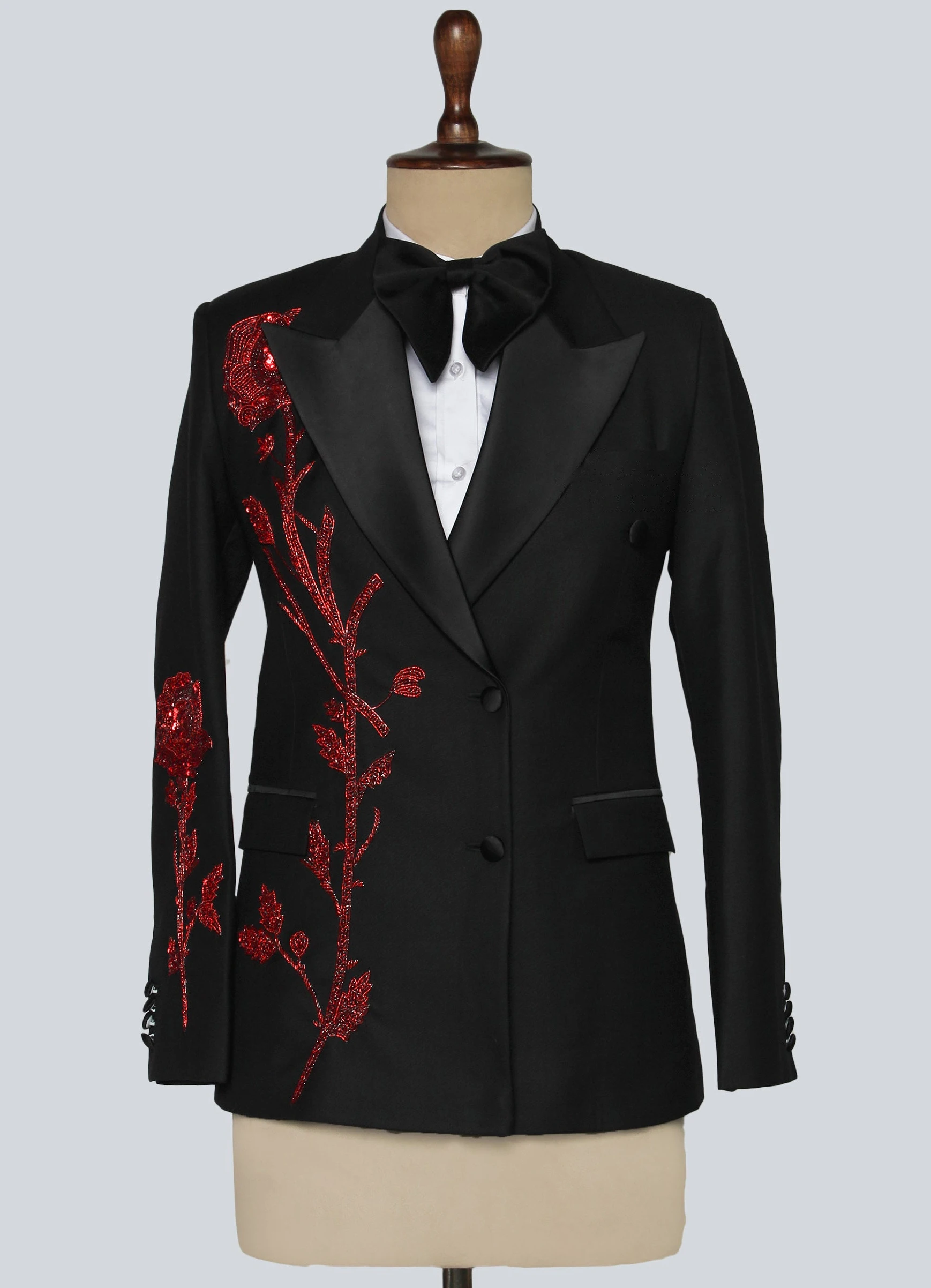 Men's Black Peak Lapel Tuxedo Suit with Red Sequin Rose Floral Embroidery and Matching Trousers Prom Party Custom Made M264858
