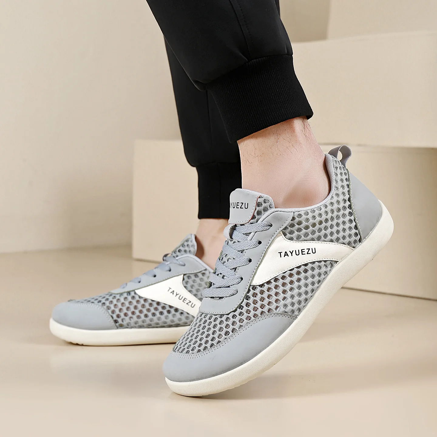 Men's Low Top Sneakers Lace Up Breathable Mesh Comfortable Lightweight Casual Walking Shoes Daily Shoes Easy Wear