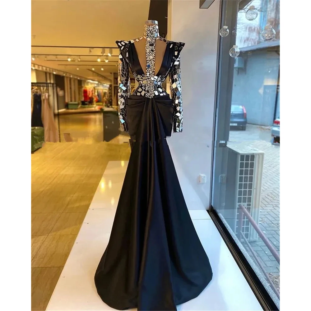 Vintage Evening Dress Long Sleeve Crystal High Neck Straight Floor Length Pleat Special Party Gown Satin Pretty Women Gown 2024