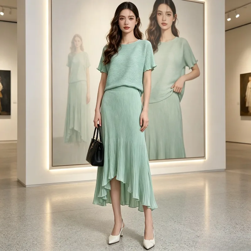 

Miyake Pleated Relaxed Commuter Style Fashion Two-Piece Set Solid Color Short Sleeve High Waist Irregular Fishtail Skirt Set