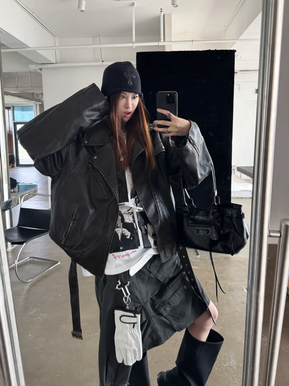 

Sermeet Women's Vintage Sle Long Sve PU Leather Jaet Loose Fit Zipper Closure Motorcycle Coat Color Rubbing Design