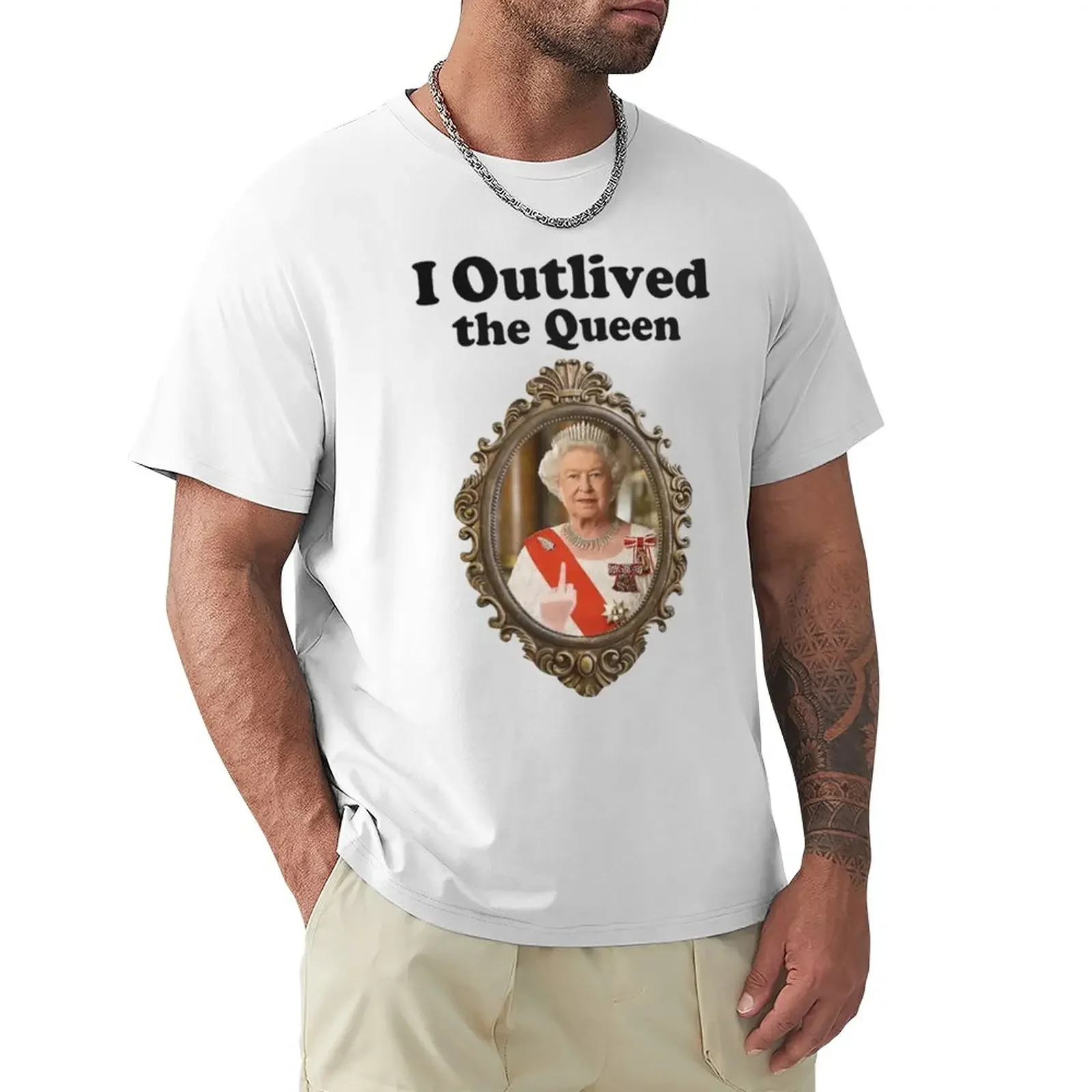 I Outlived The Queen T-Shirt korean fashion boys whites t shirts for men