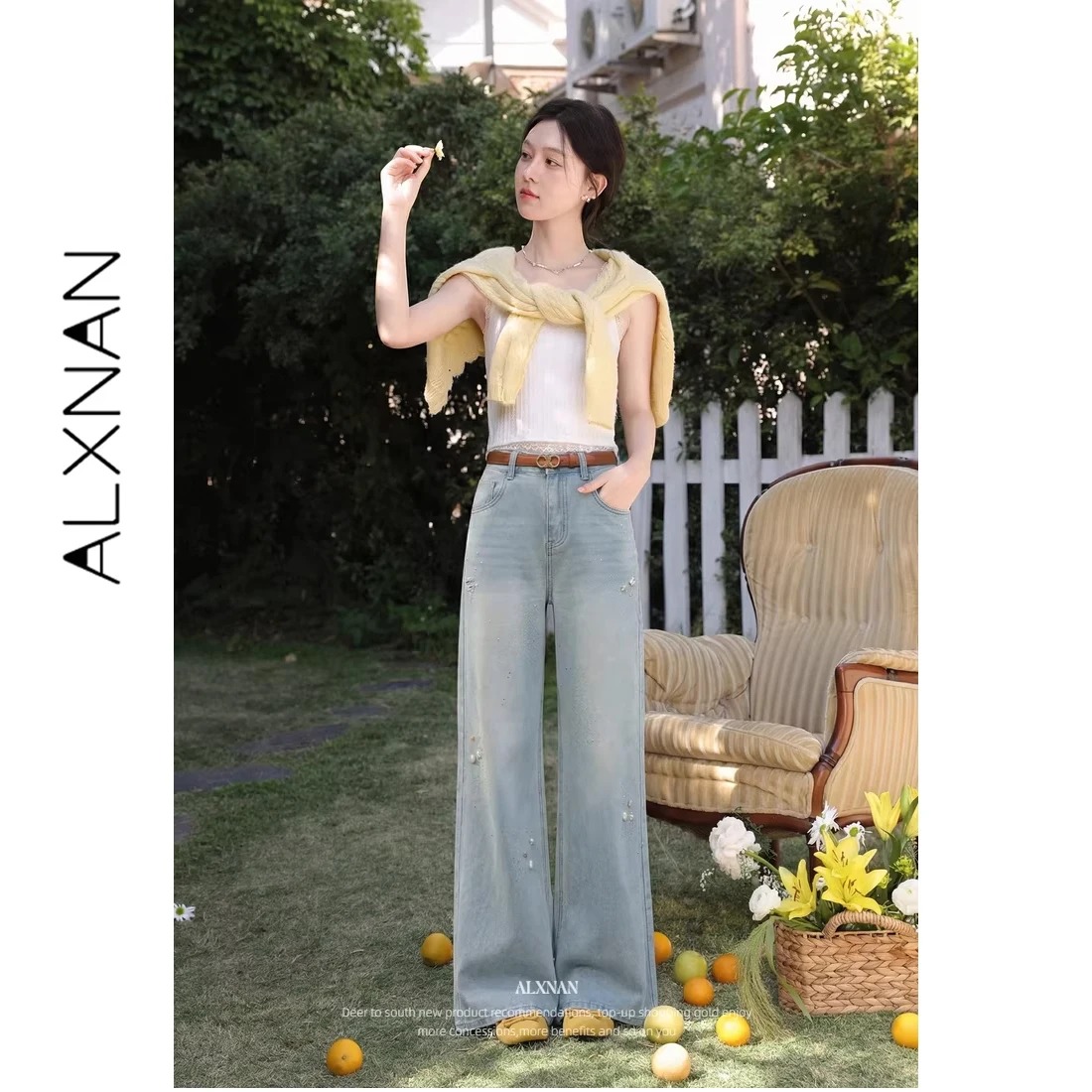 ALXNAN Women Jeans Light Blue Straight Leg Vintage Baggy Long Pants Elegant Starfish Shell Decor Rhinestone Jeans Ladies L61910