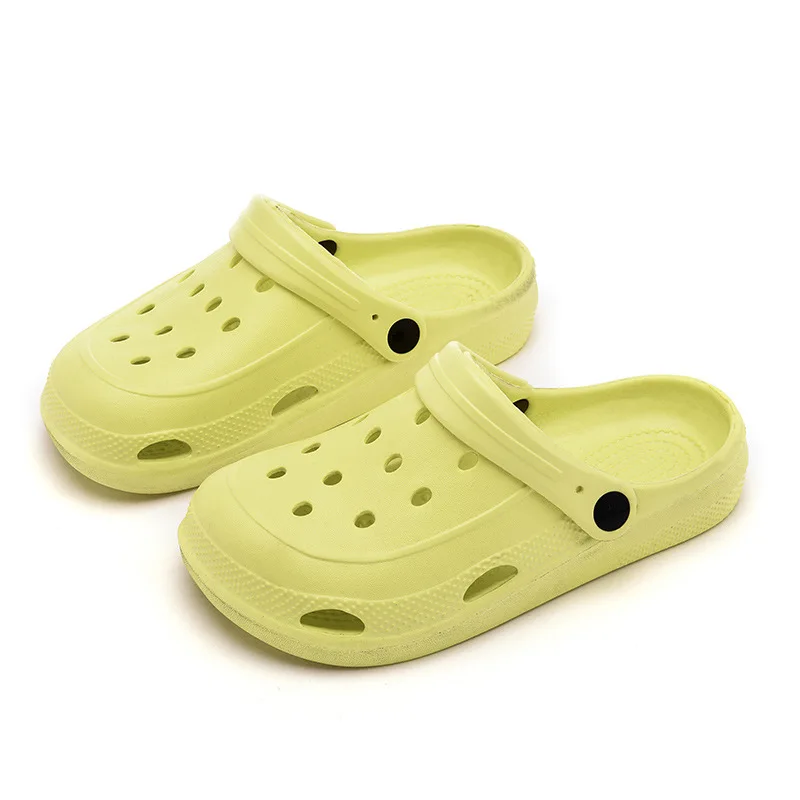 2024 New Men\'s and Women\'s Hole Shoes Summer Indoor and Outdoor Couples foam Light Drifting Shoes Beach Garden Shoes