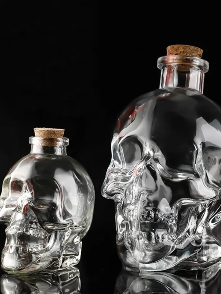 180-750ML créativité verre tête de crâne tasse Vodka-Shot whisky vin bouteille à boire décanteur Drinkware Bar outils Halloween cadeaux