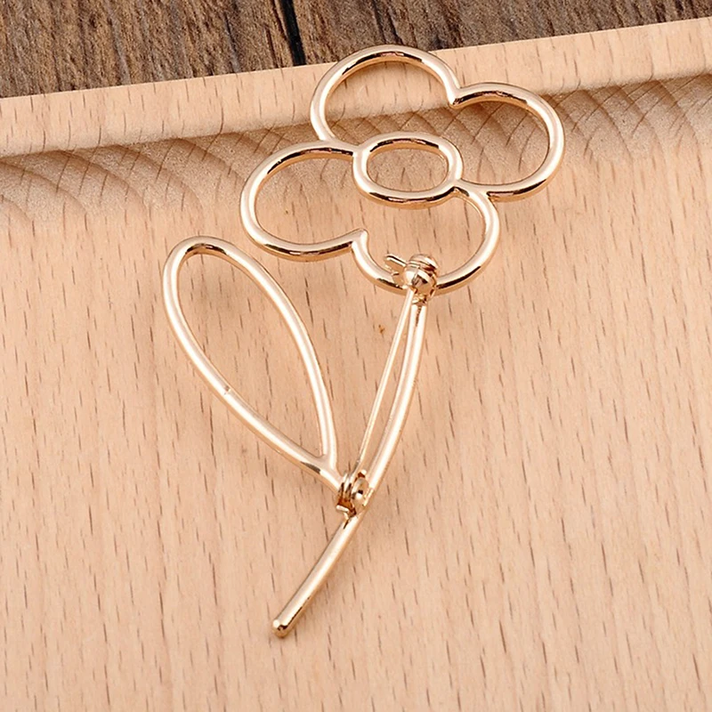 1 pc New And Fashionable Alloy Brooch Simple Trend Wisp Flower Pins Clothing Accessories Accessories