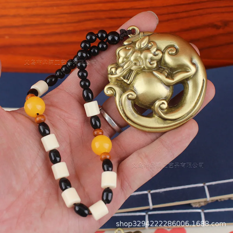 

Brass Pixiu Holding Ball Handheld Ornament Men's Bag Copper Decoration Yiwu Small Item Pure Copper Ornament Small Gift