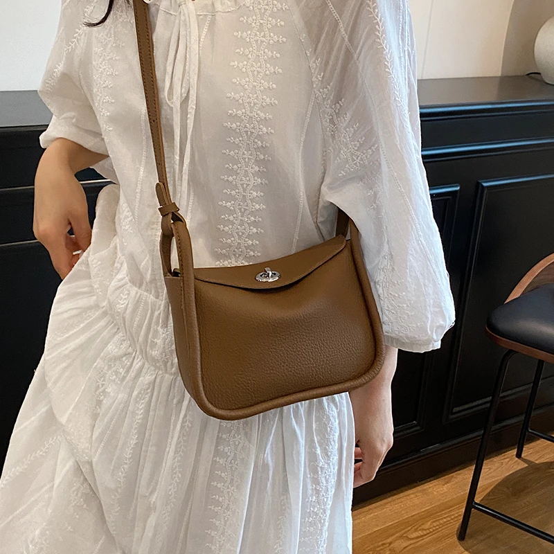 بسيطة عارضة تنوعا المرأة بو الجلود واحدة الكتف Crossbody حقيبة مربعة صغيرة أزياء العصرية تخزين وسادة أكياس