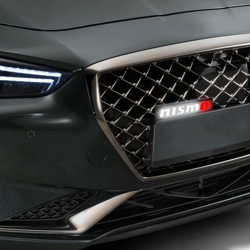 LEDフロントフードグリルエンブレムバッジ装飾カーライト 日産ニスモ ジューク ティーダ ティアナ GTR 350Z 370Z 240SX フェアレディ スカイライン用