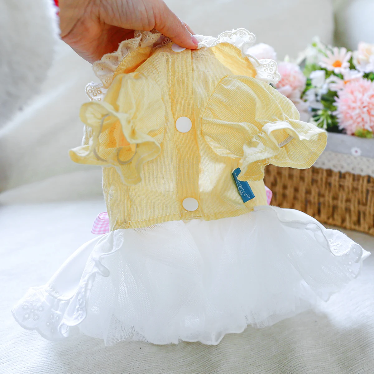 1PC Pet Clothing Cat Spring/Summer Thin Yellow Bear Dance Song Gauze Skirt Suitable for Small and Medium sized Dogs