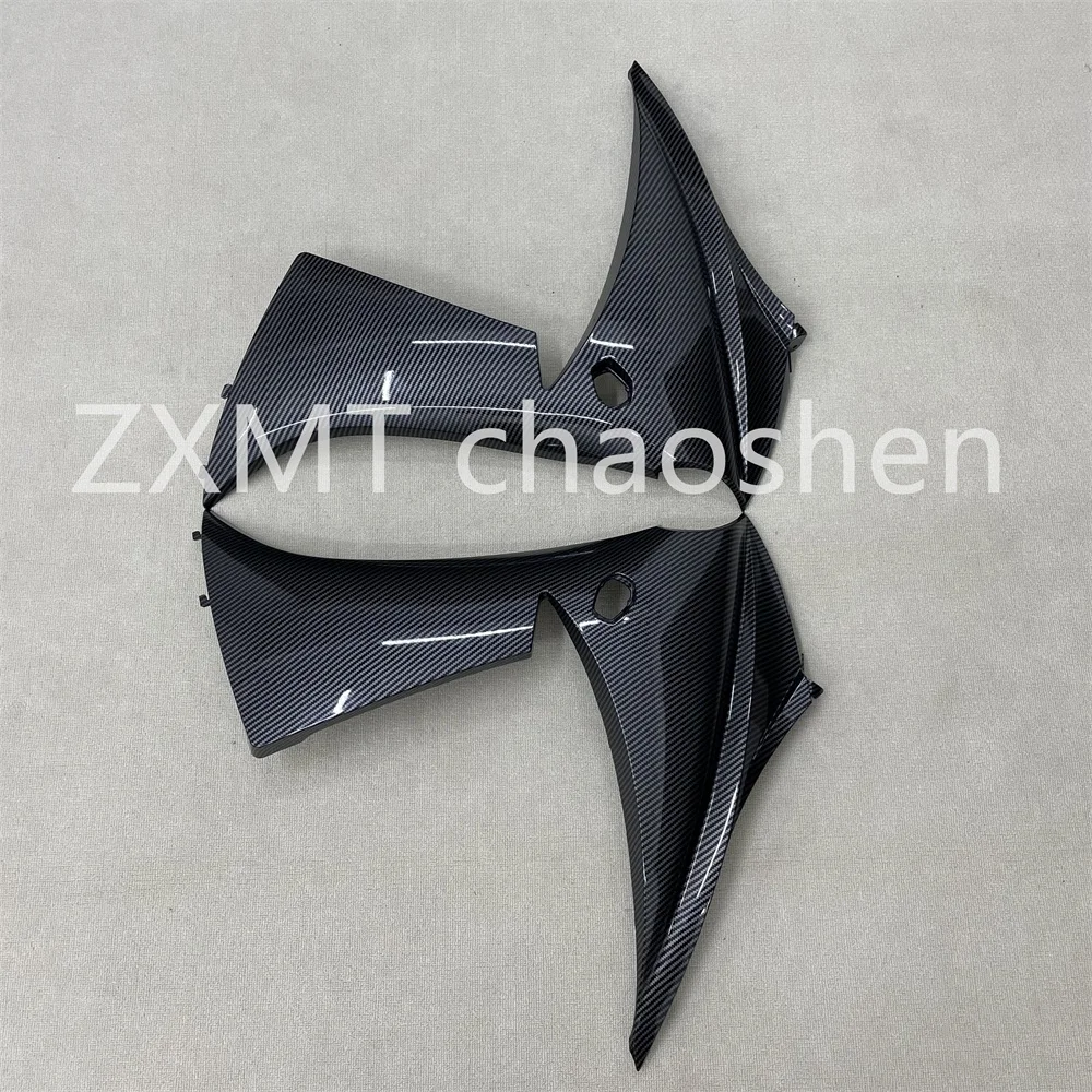 ABS motorcycle fairings are suitable for GSX-S1000F upper cover plates with carbon fiber paint from 2015 to 2020.