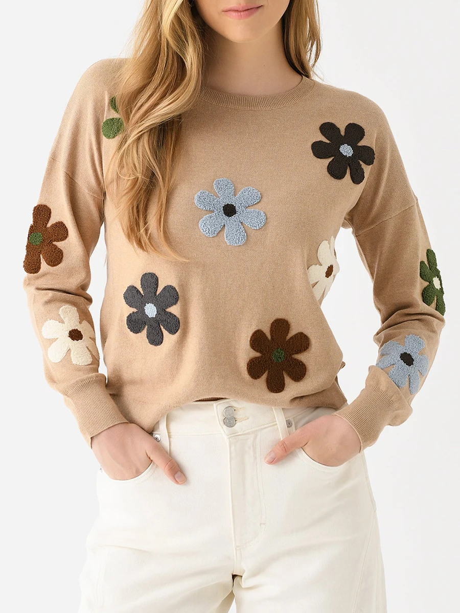 Women Cute Comfy Sweaters Casual Fuzzy Floral Embroidery Warm Long Sleeve Pullover Basic Knitwear for Fall Streetwear