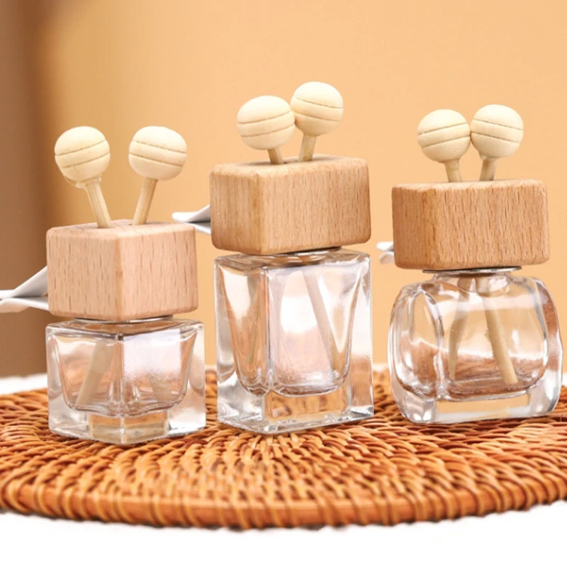 1pcs 8/10/15ml Diamond Shape Car Perfume Glass Aromatherpy Bottle Air Fresherner Diffuser Automobiles Ornaments Wood Cap