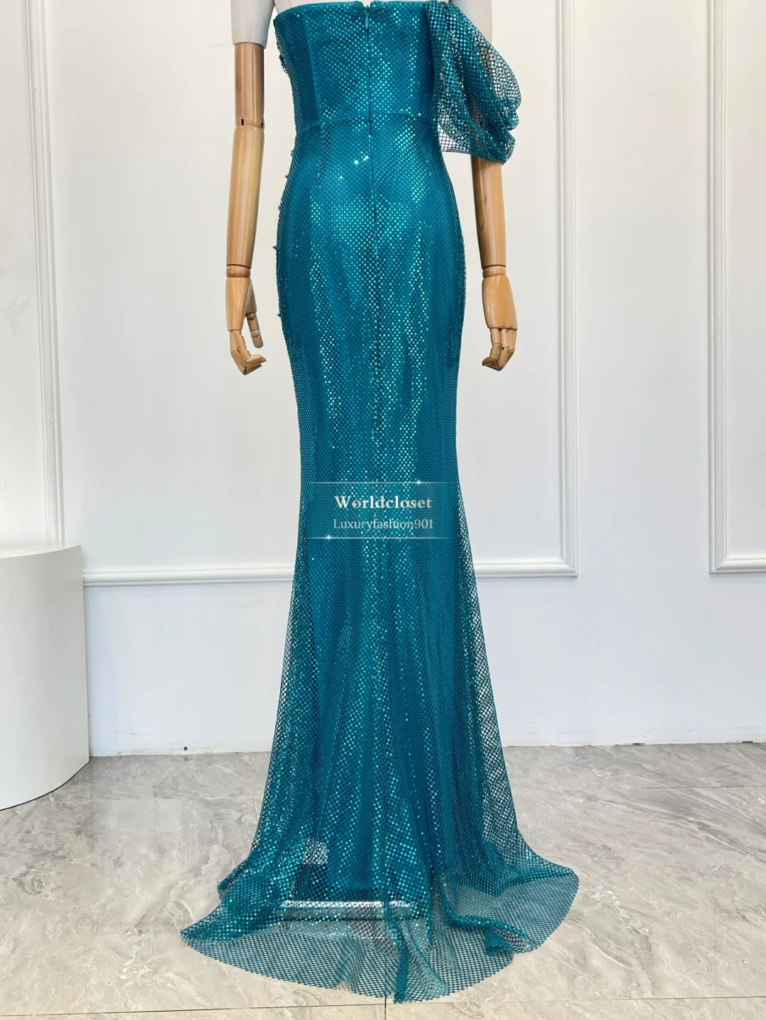 

Diamonds Sleeveless Backless Blue Mesh Tube Maxi Dresses for Party High Quality
