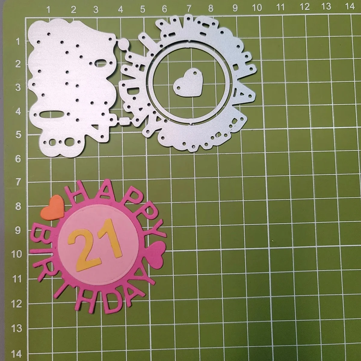 ใหม่2025 PatternMetalตัดDiesDIYScrapbooking PhotoBirthdayเหรียญหัตถกรรมตกแต่งการบีบอัดแม่พิมพ์
