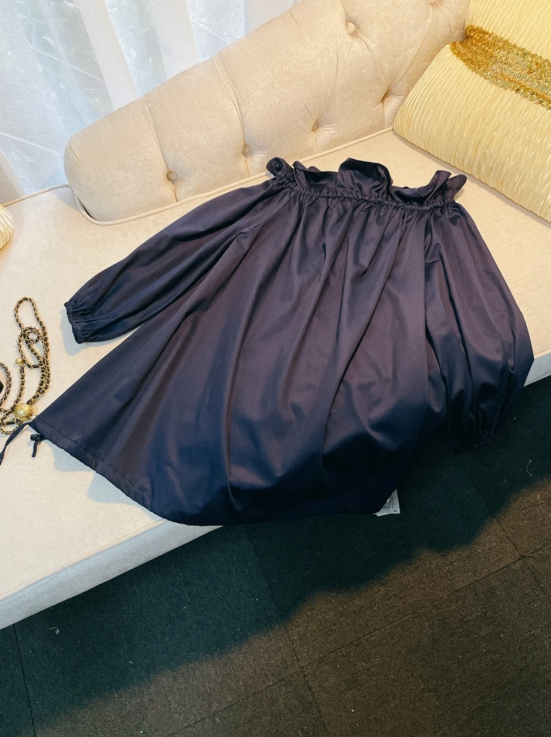 

Retro Wooden One oulder irt Women's Early Autumn 2024 Slimming Versatile Loose Top Original Design Bubble Sve