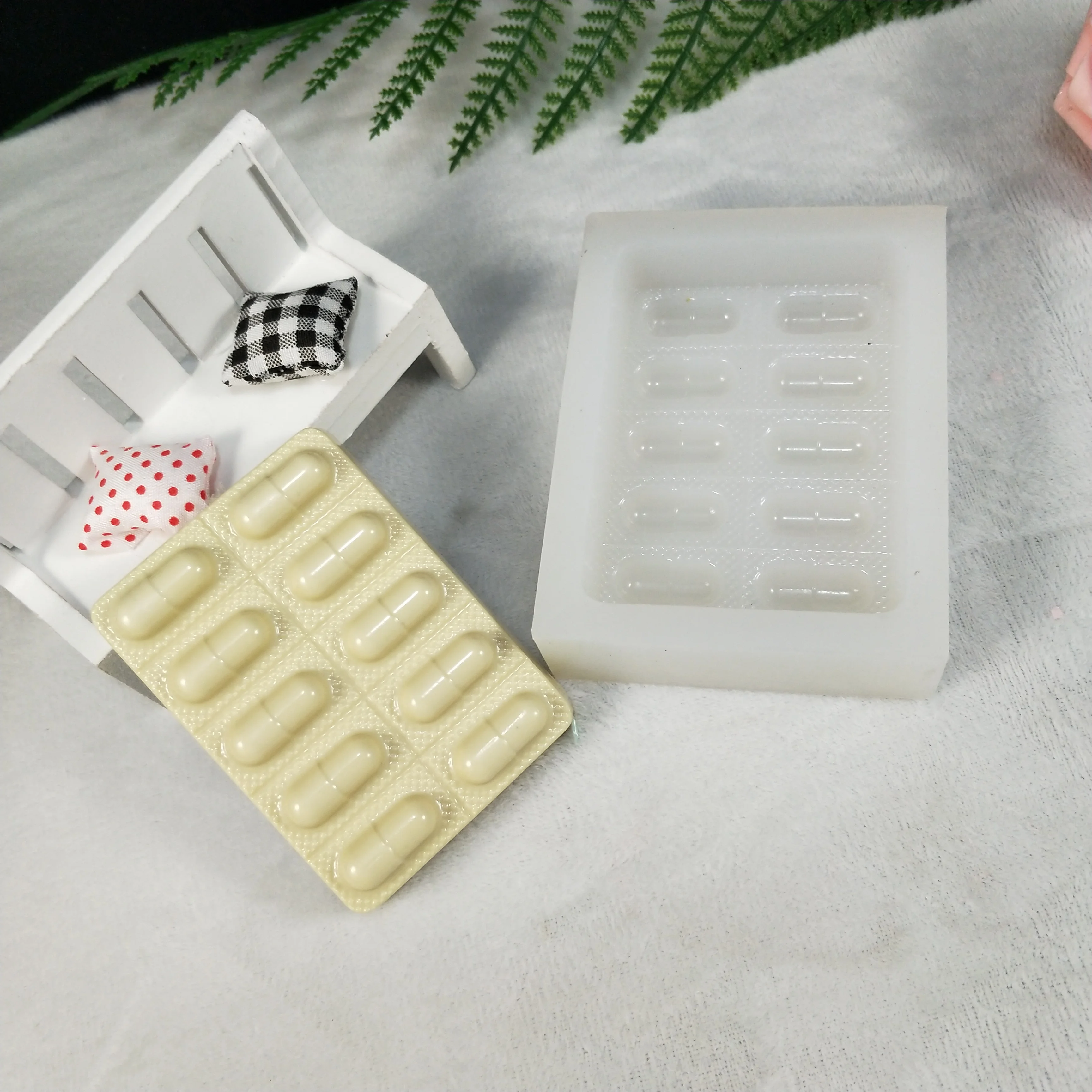 QT0266 PRZY Medicine Soap Molds Mold Silicone Capsule Soap Mold Gypsum Chocolate Candle Molds Soap Mould Clay Resin Eco-friendly