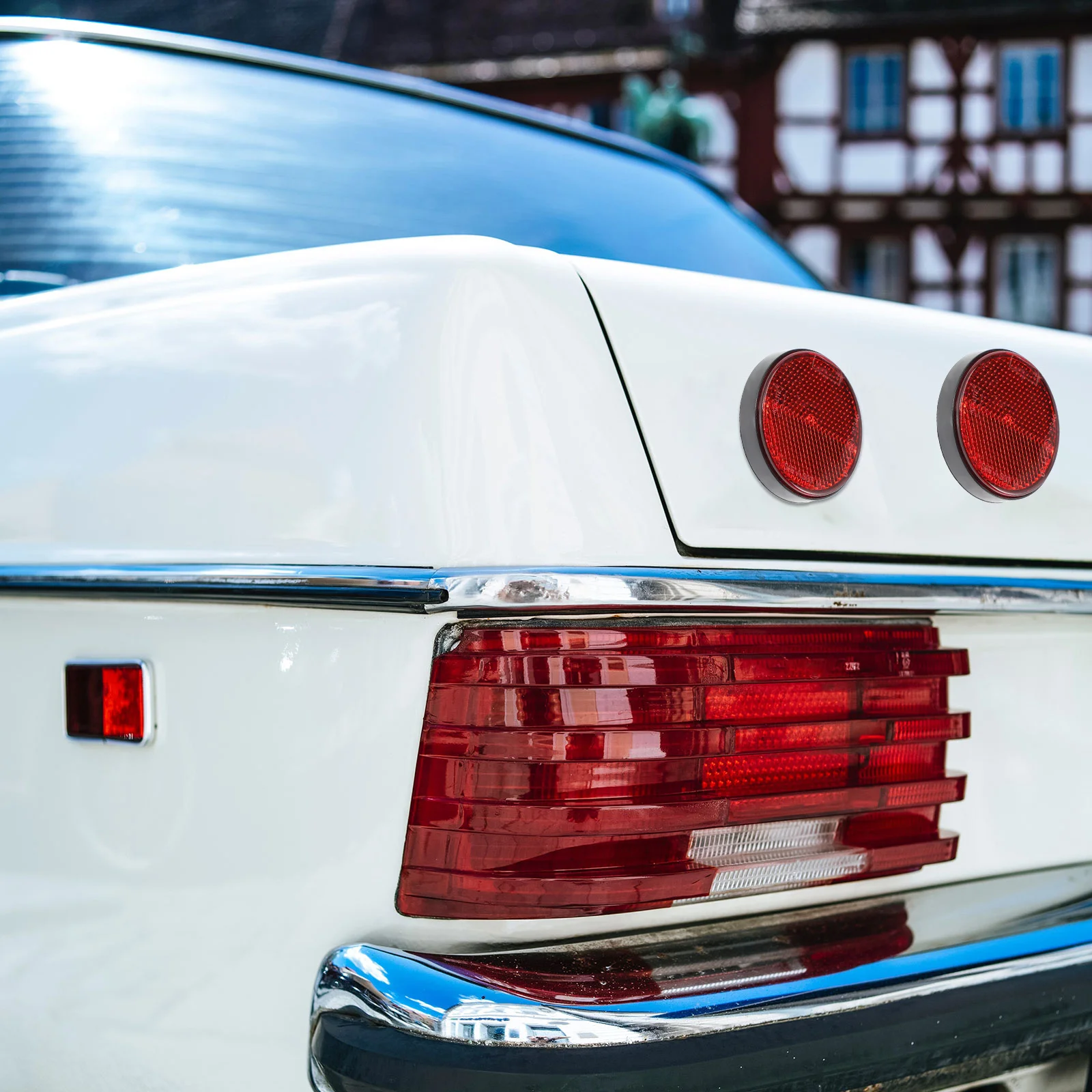 

8Pcs Reflective Round Trailer Reflectors Plastic Waterproof Sealed High Visibility Safety Warning Lights for Trucks Rvs Driveway