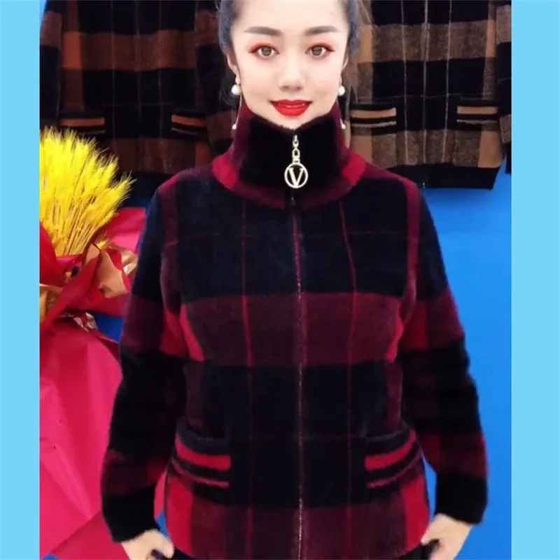 Mom's Winter Outfit Mink Fur Coat Mid-Aged Women's Stylish Upper Clothes Elderly People's Autumn Winter Short Plaid Woolen Coat