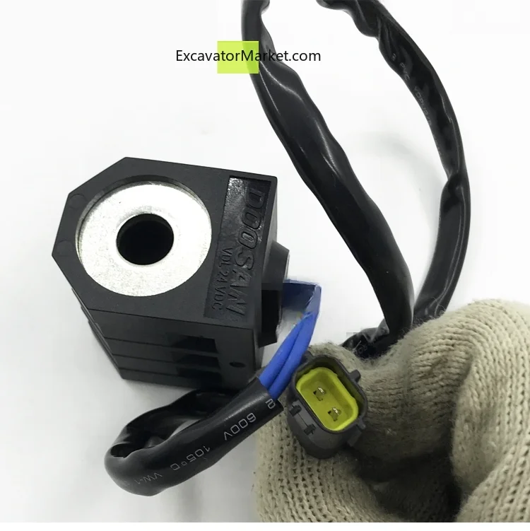 For Daewoo 22 57 Doosan DH150-7 220-7 Excavator First conductive magnetic valve coil walking speed Accessories For excavator