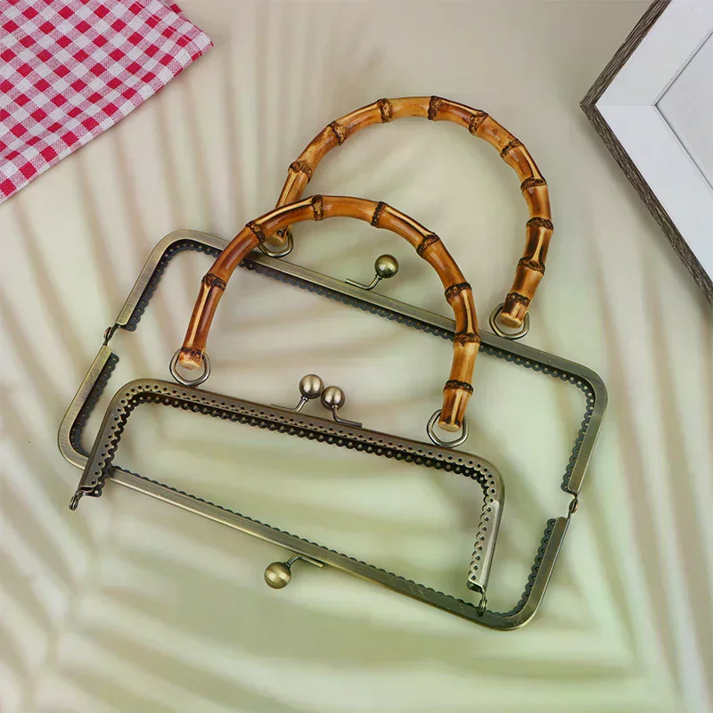 /HTF/Vintage Metal Purse Bag Frame Kiss Clasp Lock With Bamboo Handle Jewelry Clasps Sewing Fasteners Purse Making Supplies 1Pc