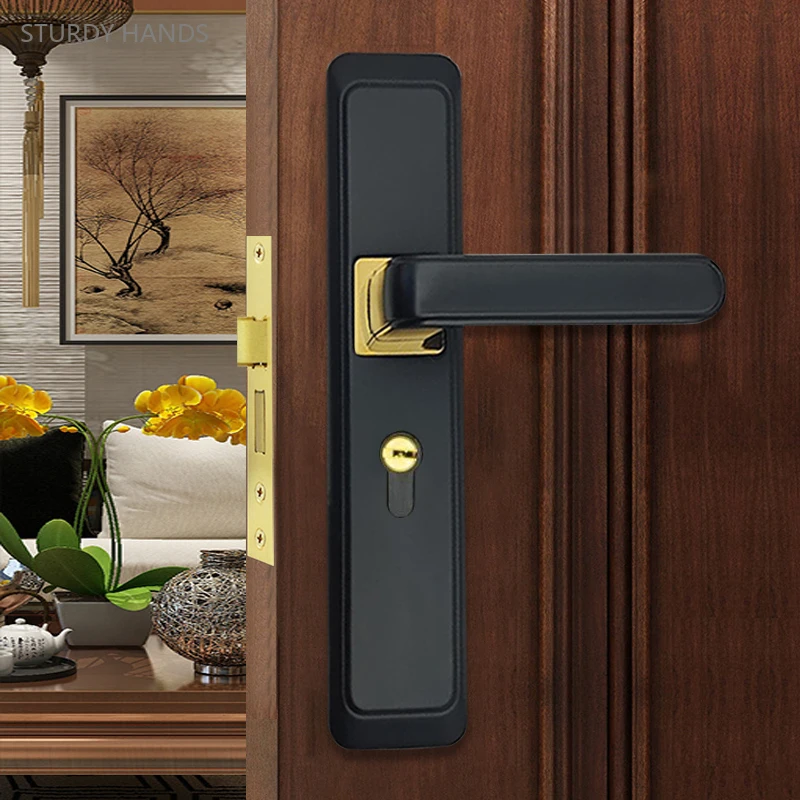 

1 set of iron silent wooden door locks modern and luxurious yellow antique bronze bedroom door handles lock set with keys