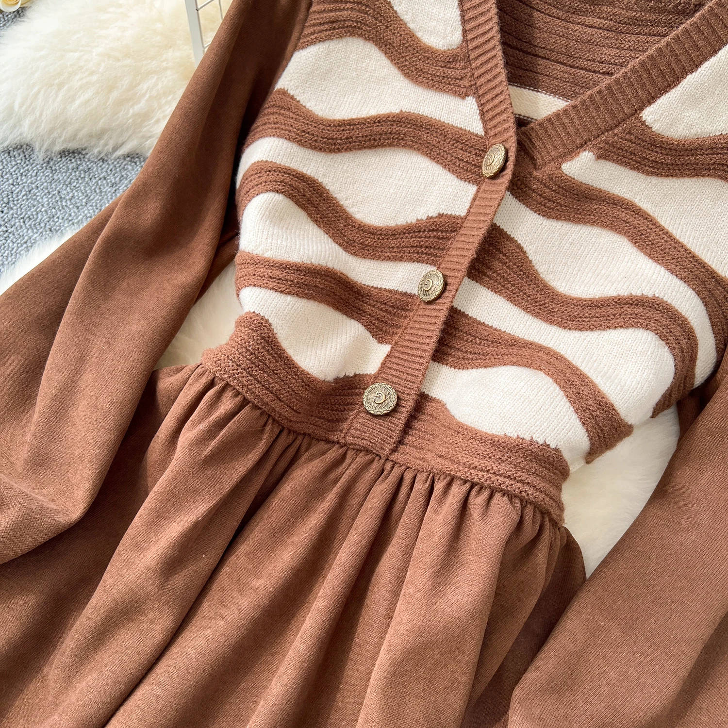 Elegant V-neck Vintage Long Sleeve Chic Wavy Striped Knit Spliced Slim Dresses Korean High Street Evening Autumn Winter Clothing