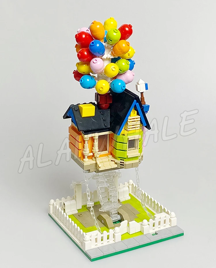 686pcs Ideas Balloon House Flying Up Home Garden Sky Adventure 7025 Building Block Sets Compatible With Model