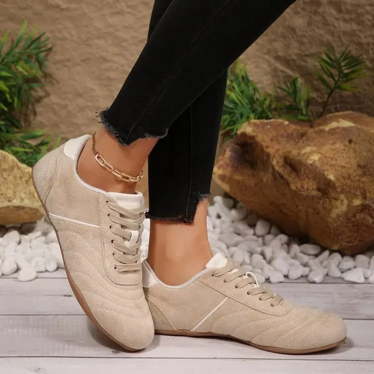 Damen-Sneaker aus natürlichem Wildleder zum Schnüren, 2026 Neu, runde Zehenpartie, weich, bequem, lässig, für Outdoor, Autofahren und Spaziergänge – Detail 9